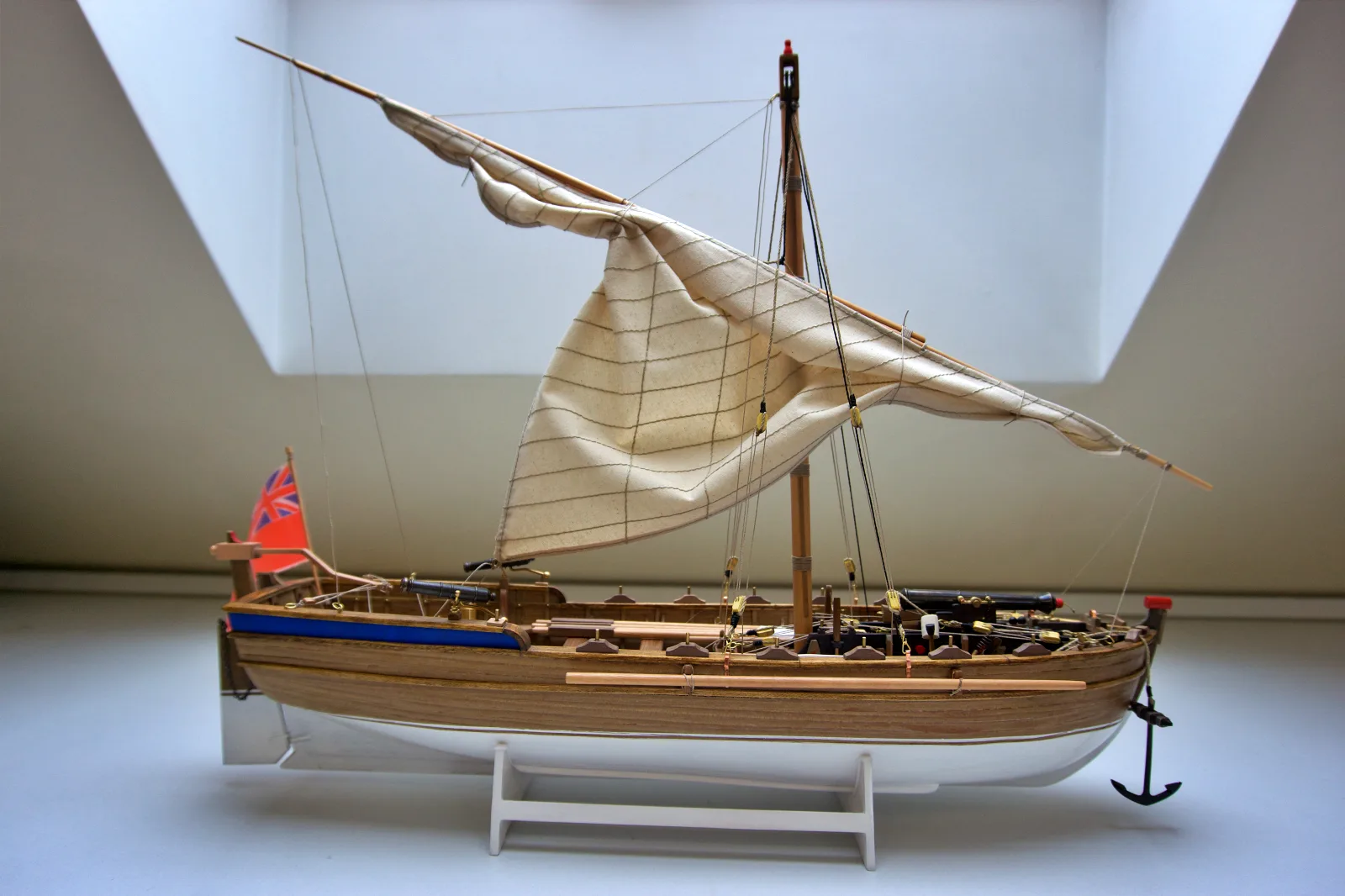 Armed Launch, Side