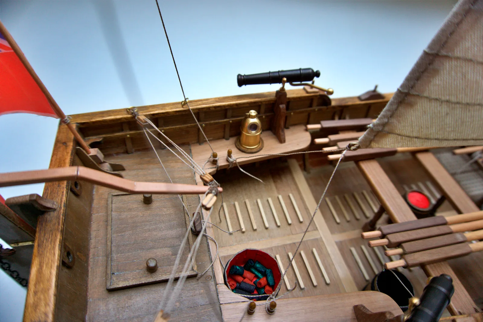 Armed Launch, Rudder