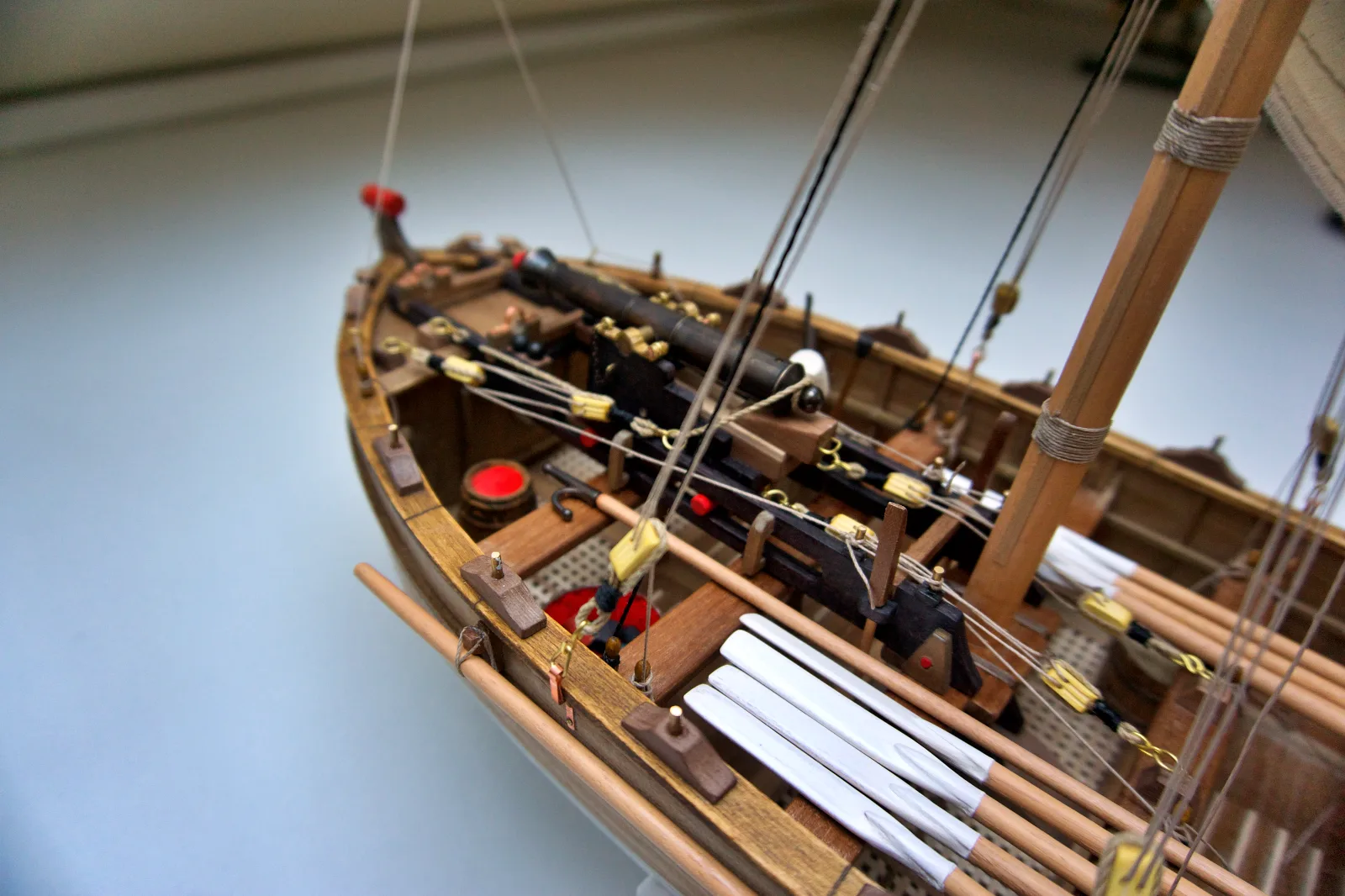 Armed Launch, deck