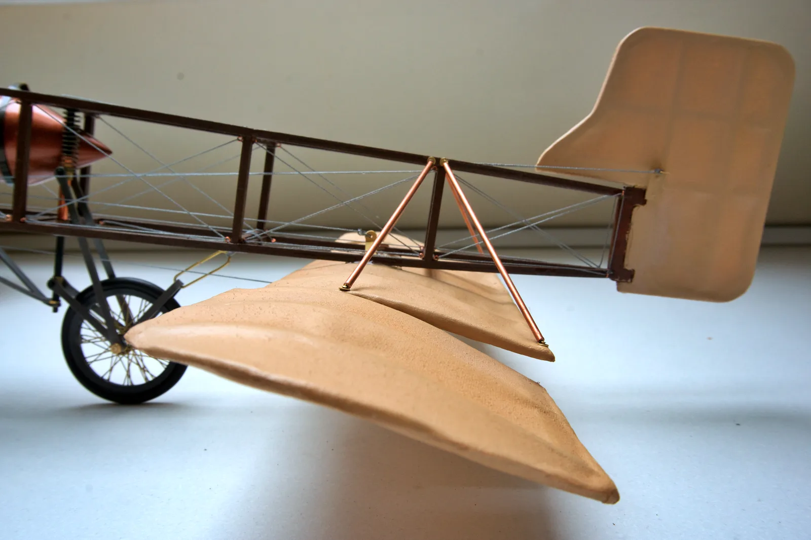 Bleriot Xi, Elevator