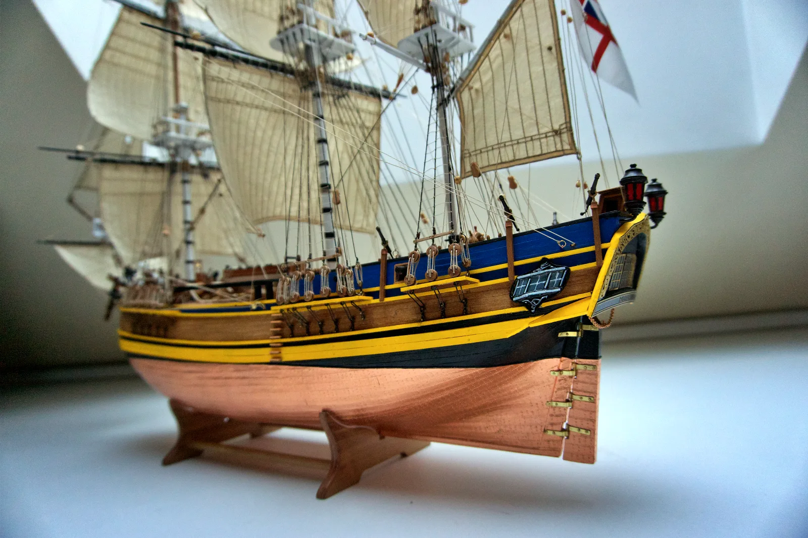 Bounty, side