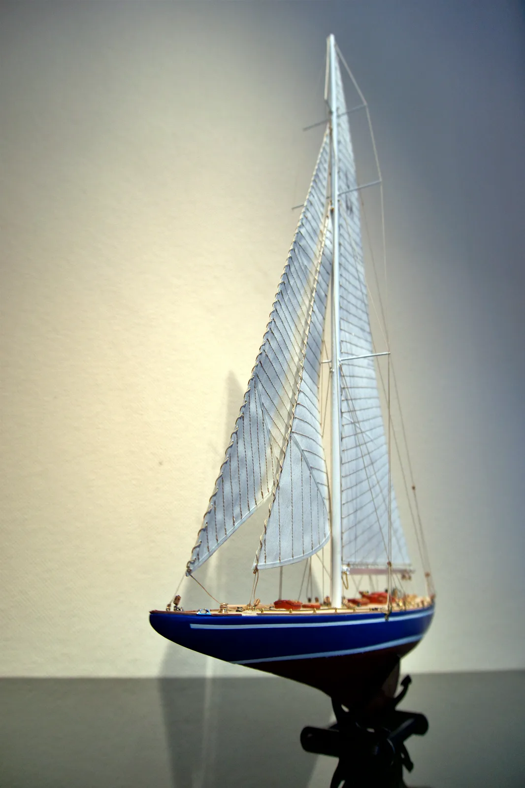 Endeavour, Portside