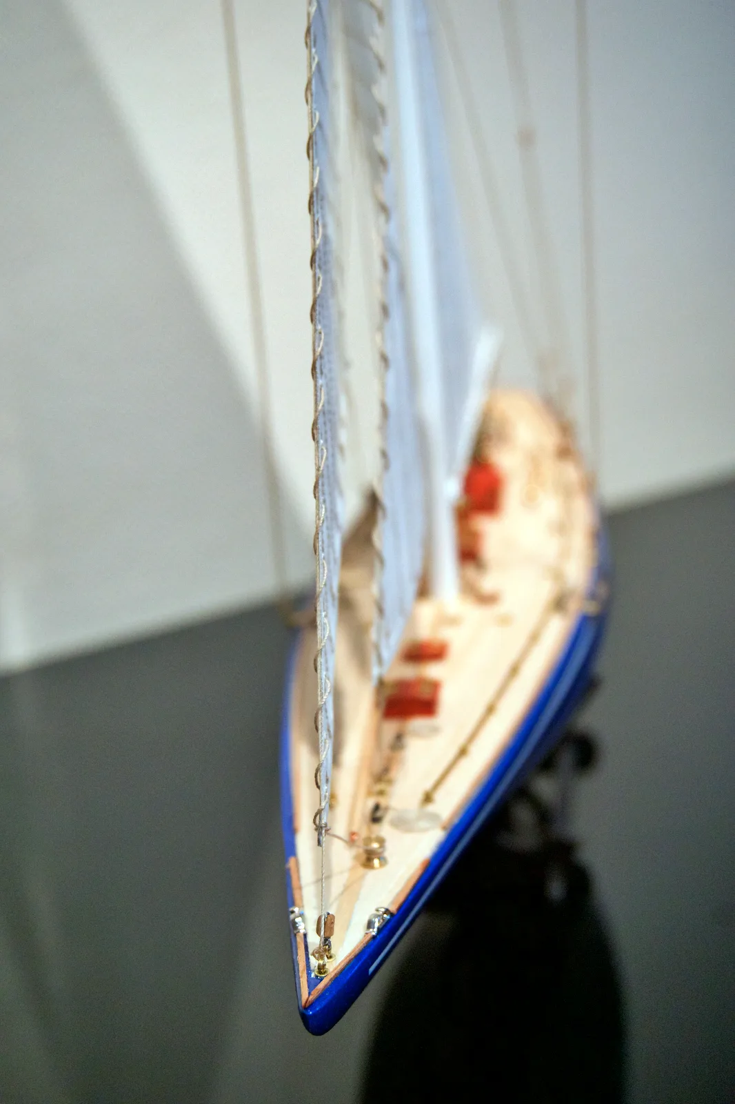Endeavour, deck