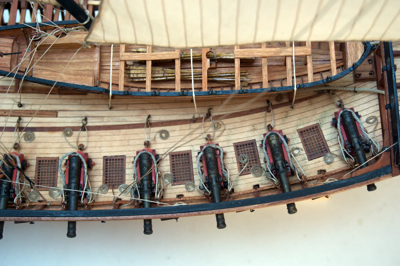 Le Requin, Gundeck