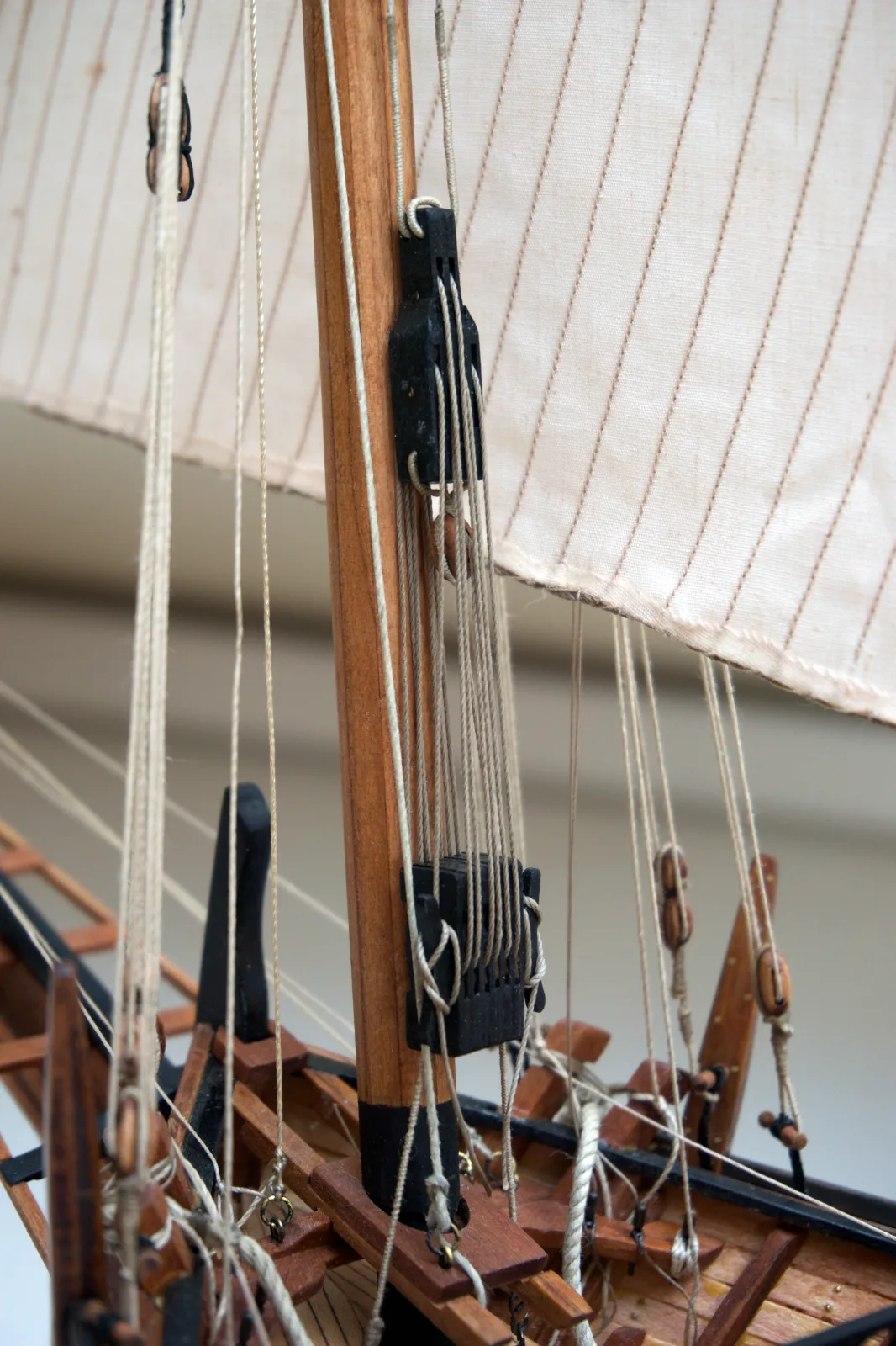 Le Requin, foremast