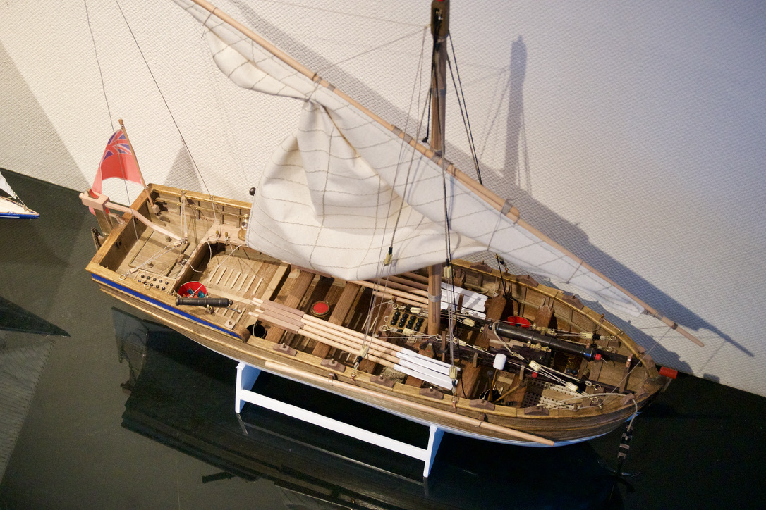 Fittings, rigging and sails